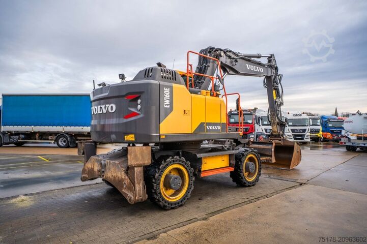 Koparka gąsienicowa VOLVO EW160E