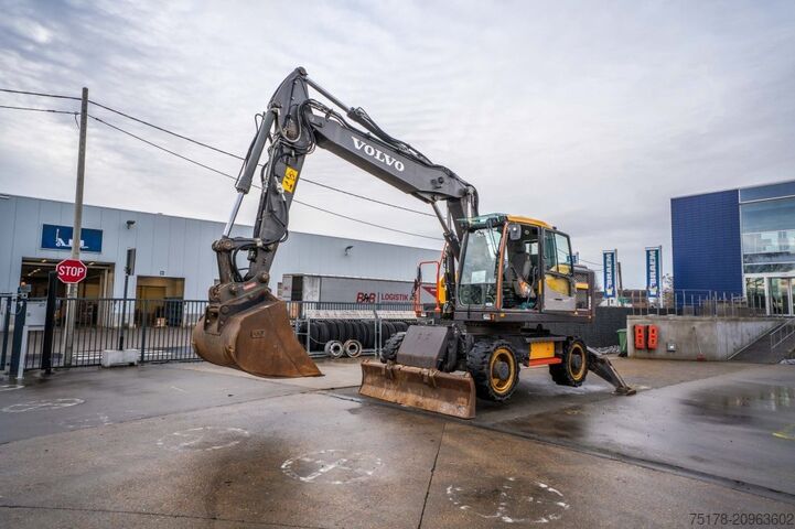 Koparka gąsienicowa VOLVO EW160E