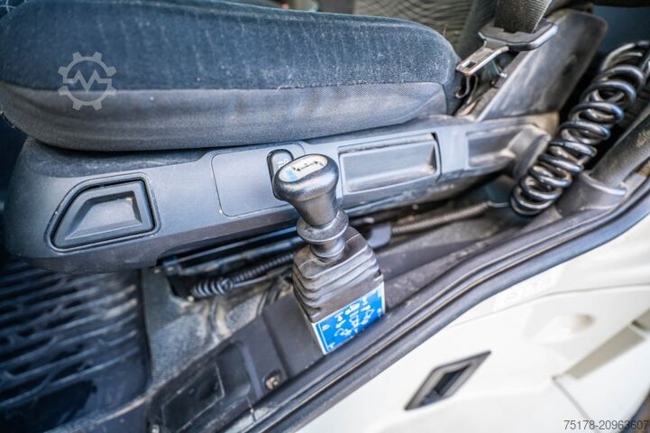 Standard-SZM MERCEDES AROCS 2643 LS