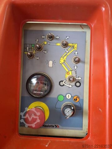 Plataforma de trabalho telescópica articulada Haulotte HA15 IP
