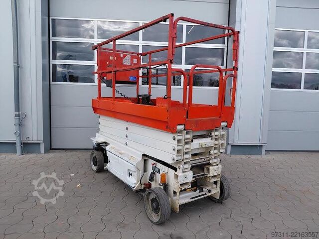 Elevador de tesoura JLG 2646ES