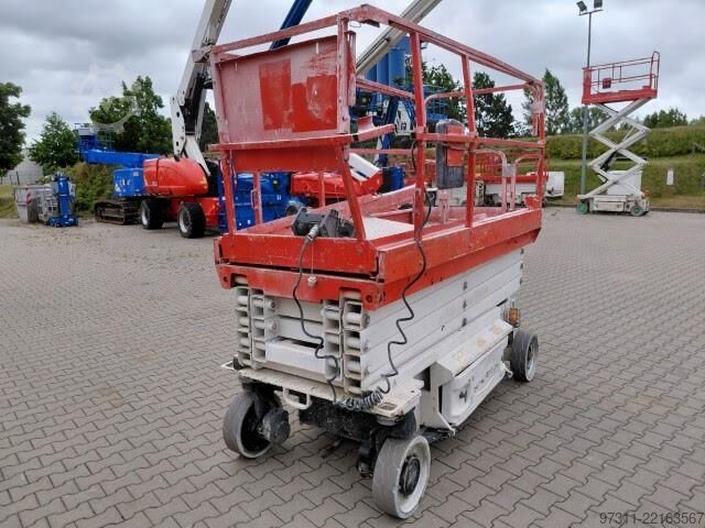 Elevador de tesoura JLG 2646ES