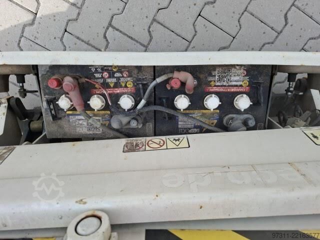 Elevador de tesoura JLG 2632ES