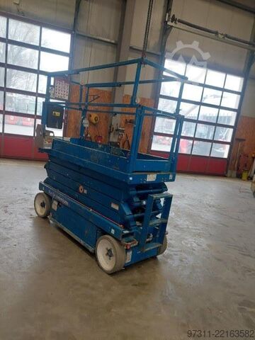 Elevador de tesoura SkyJack SJIII 3226
