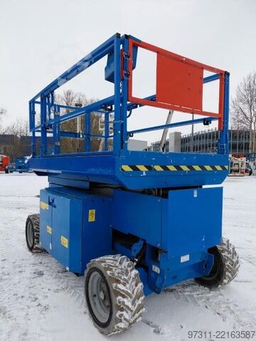 Elevador de tesoura Genie GS-2669 DC