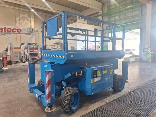Elevador de tesoura Genie GS-3369 RT OR