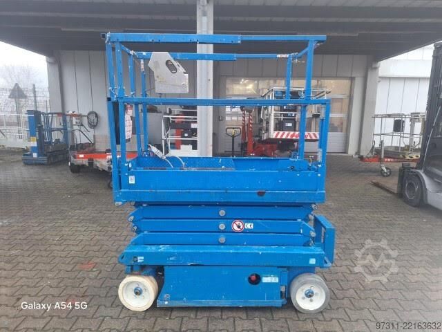 Elevador de tesoura SkyJack SJIII 3219