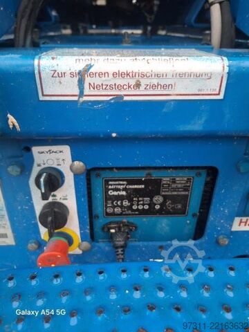 Elevador de tesoura SkyJack SJIII 3219