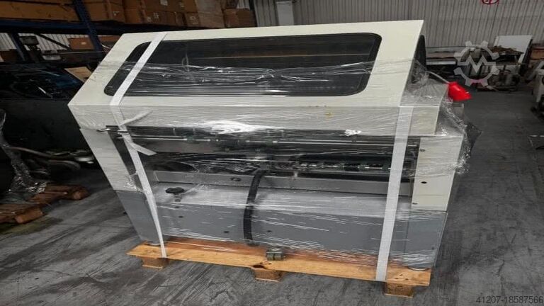 Vouwmachine Mathias Baeuerle CAS 524 SE