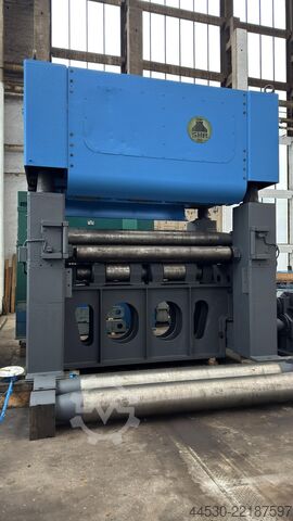Plåtriktare WMW Wildau UBR 32x2500