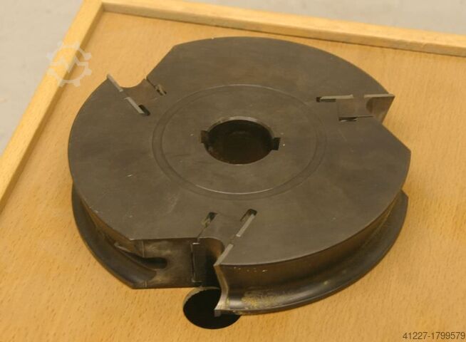 2 τεμάχια ξυλοφρέζες AkE -