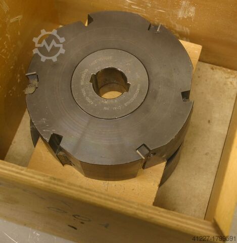 Fraiseuse à bois, 2 pièces AkE TH05TM03035