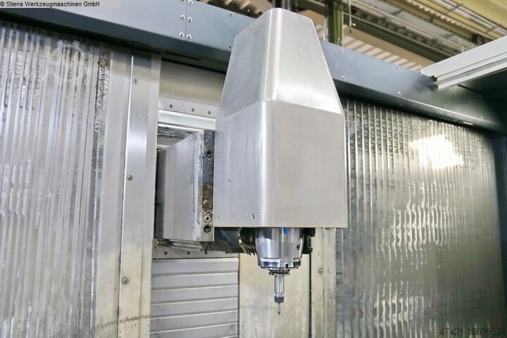 Reizende kolom freesmachine DECKEL MAHO DMF 260 New Design