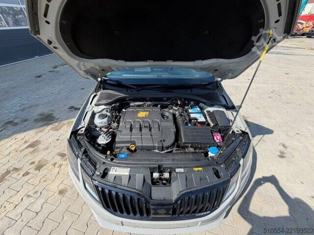 SKODA OCTAVIA RS / 4x4 / NAVI SKODA OCTAVIA RS / 4x4 / NAVI