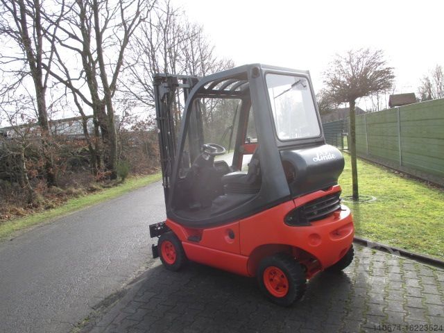 LPG-vorkheftruck Linde H16T-02