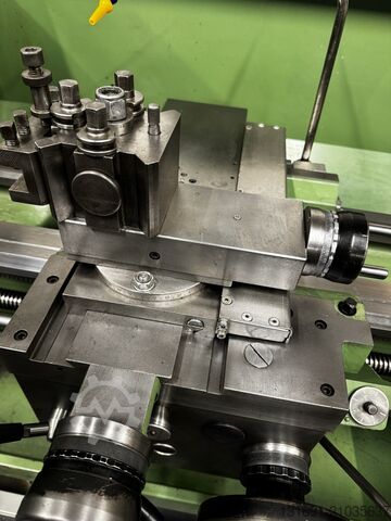 Colchester Master 2500 Draaibank Colchester Master 2500