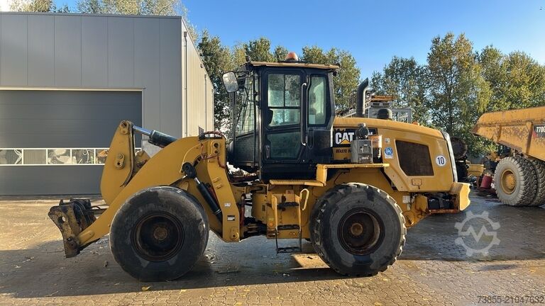 Yükleyici Caterpillar 930M