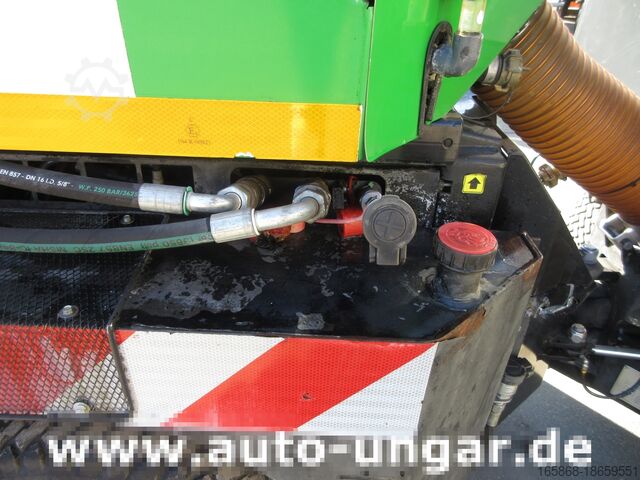 Spazzatrice Holder X40 / X45 Baujahr 2017 Knicklenkung Kehr