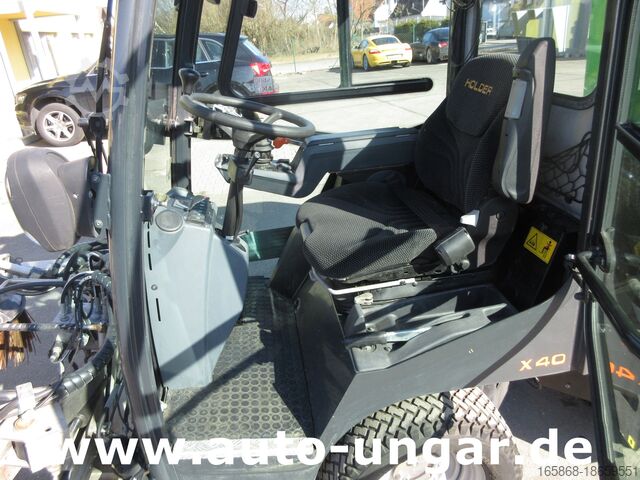 Spazzatrice Holder X40 / X45 Baujahr 2017 Knicklenkung Kehr