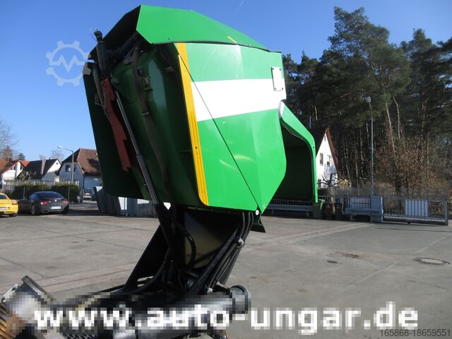 Spazzatrice Holder X40 / X45 Baujahr 2017 Knicklenkung Kehr