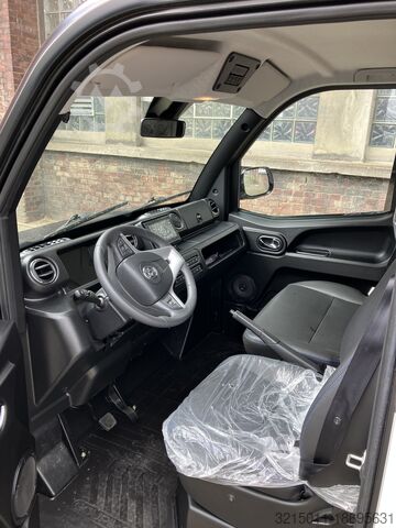 Platform vrachtwagen Goupil G6