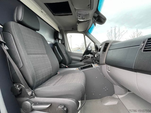 Châssis de fourgon MERCEDES-BENZ Sprinter 516 CDI / AC/ Autom./ Luftfederung