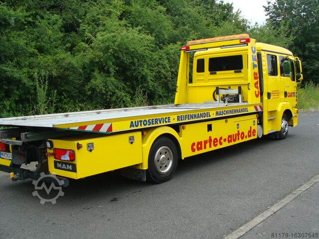 Vontató teherautó MAN TGL 10.220 BL DOPPELKABINE