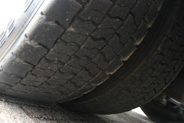 Standaard-SZM Scania R560 V8 + manual + ADR + 6x2