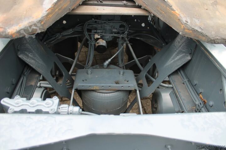 Standaard-SZM Scania R560 V8 + manual + ADR + 6x2