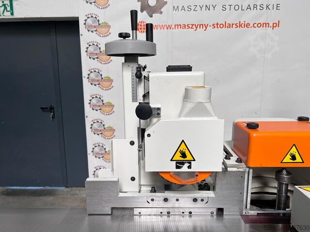 Tafel freesmachine SCM T130E