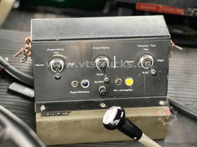 Autocamion basculant tridirecțional SCANIA LB141 V8 4x2 DSK Oldtimer *Sammlerstück*