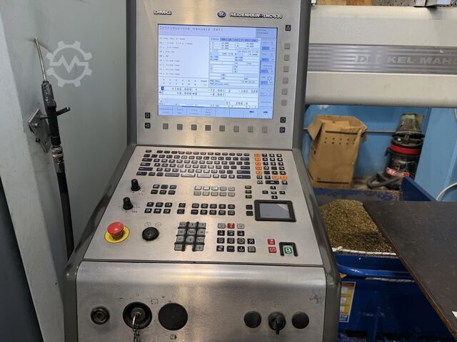 Centro di lavoro verticale 5 assi DMG DECKEL MAHO DMC 150V Linear
