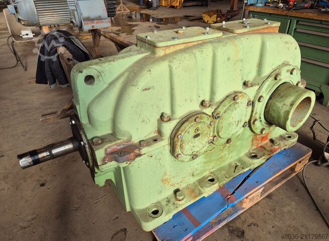 Tretrins påbygnings-konisk tandhjulsgear Flender KZA 360