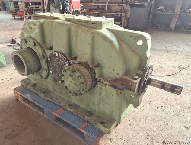 Tretrins påbygnings-konisk tandhjulsgear Flender KZA 360