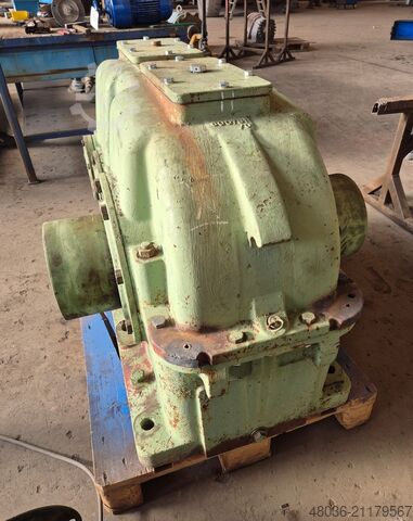 Tretrins påbygnings-konisk tandhjulsgear Flender KZA 360