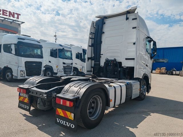 Standardowy ciągnik siodłowy VOLVO FH 500 XL