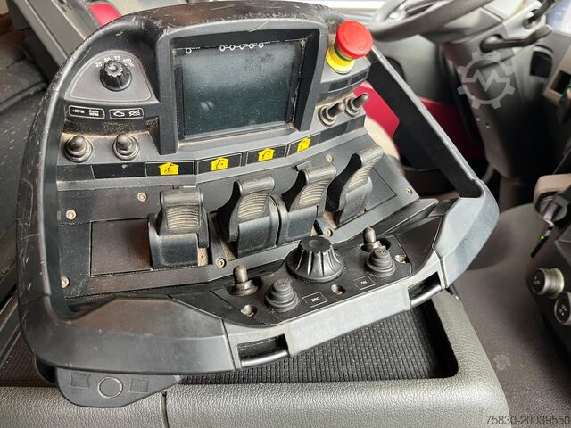 Vrachtwagen met kraan Volvo FM420 4x2 / PALFINGER 18502 - 17 mtr / CRANE / ...