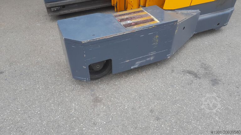 Carretilla elevadora multidireccional, carretilla retráctil Jungheinrich ETVQ 20