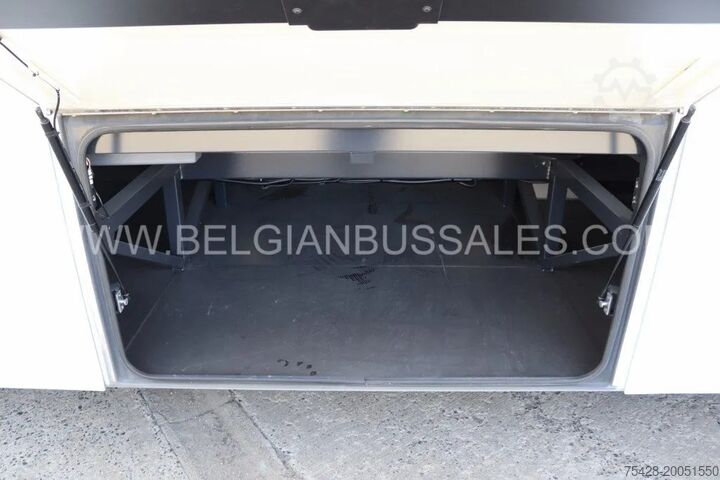 Međugradski autobus Iveco Crossway POP LIGHT 13m