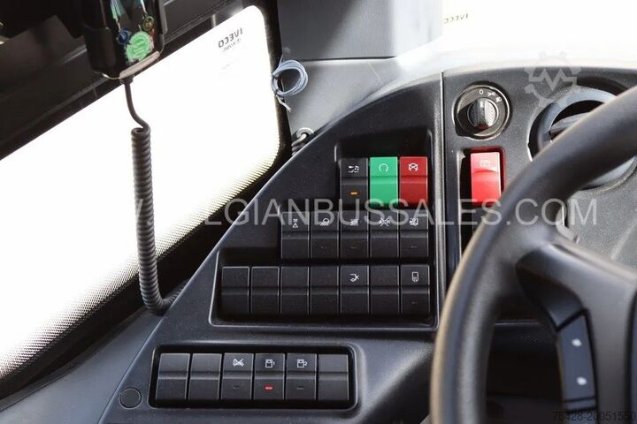 Međugradski autobus Iveco Crossway POP LIGHT 13m