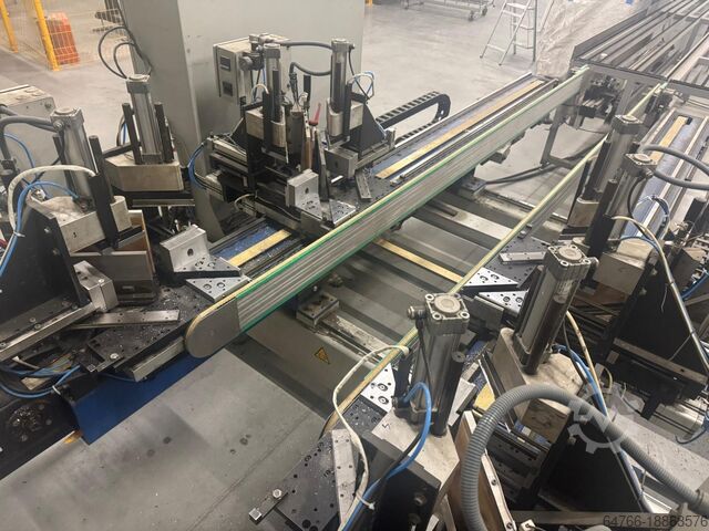 Čtyřhlavá svařovací a CNC čisticí linka Stürtz SE - HSM 30/26 Compact