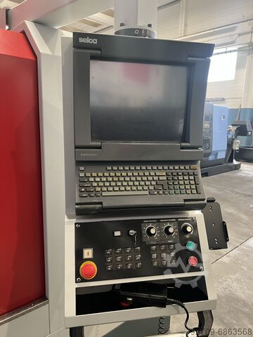 VERTIKALNI CENTAR ZA MAHINIRANJE SA 3 OSE AWEA BM-1200