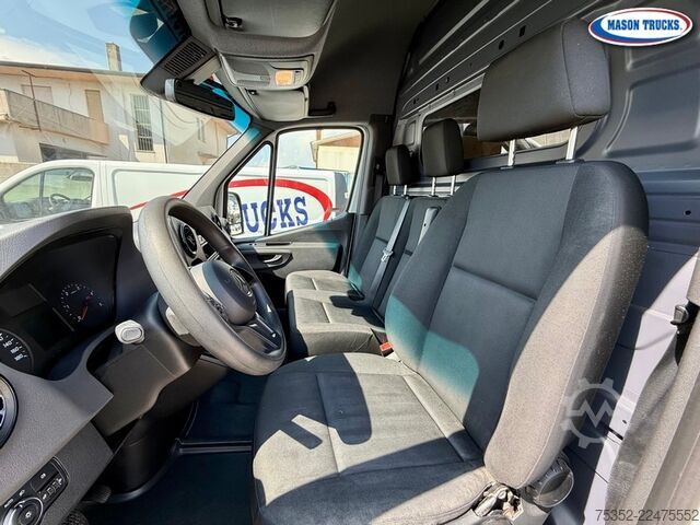 Furgão de painéis Mercedes-Benz Sprinter 317 CDI RWD