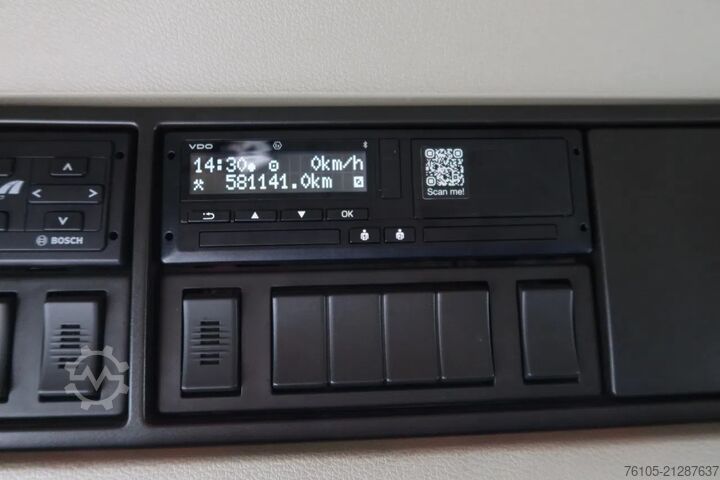 Box body Volvo FM Volvo FM 420 6x2 Stuur-As L.Z.V uitvoering