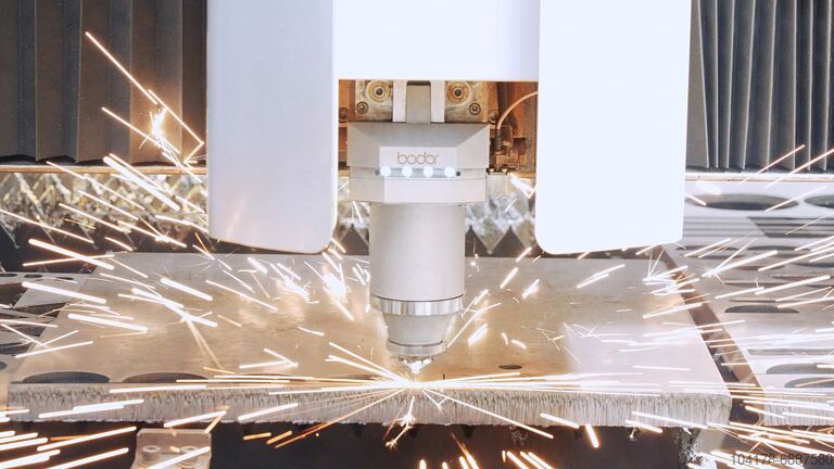 Máquina de corte a laser totalmente protegida Bodor C Series