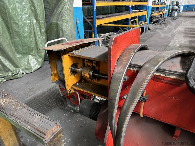 Manipulator piese de prelucrat 10000 kg capacitate de încărcare Kabelschlepp 