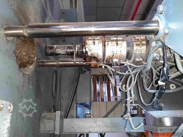 Máquina de moldagem por injeção BATTENFELD BK-T 1300/630