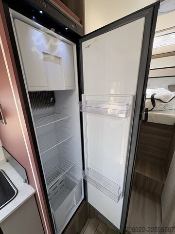 Kamper kombi Roller Team Kronos Fit 281P | Ford Transit 2.0 TDCi 165 CV Automatico