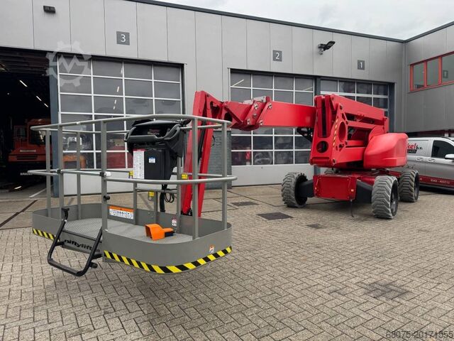 Scharnierende telescopische hoogwerker Niftylift HR 28 D E 4x4