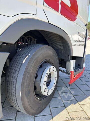 Norma SZM Volvo VOLVO 460 GLOBE DIESEL/LNG 4X2